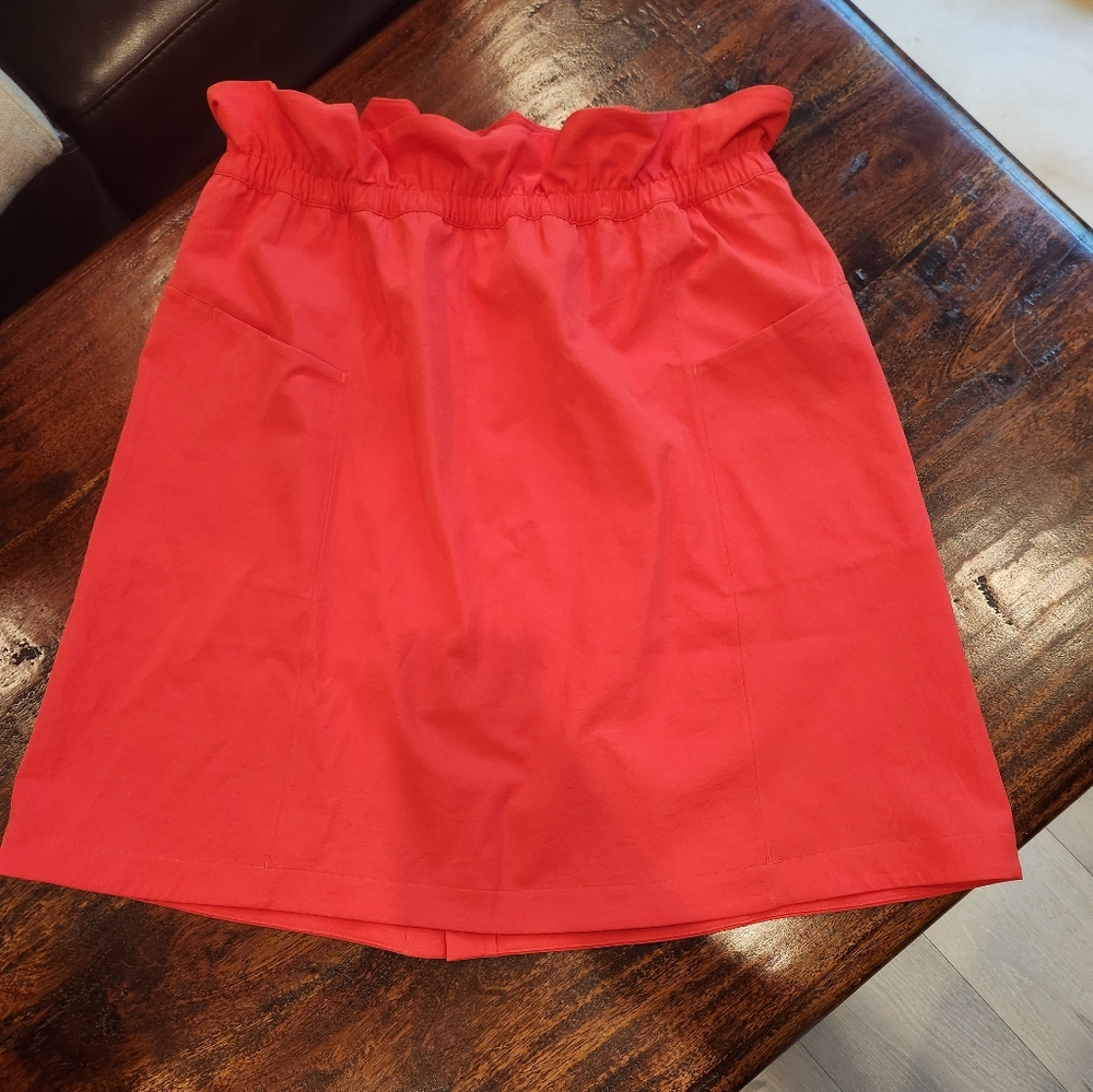 NWOT Lululemon Trip Taker Paper Bag Skirt Carnation Red